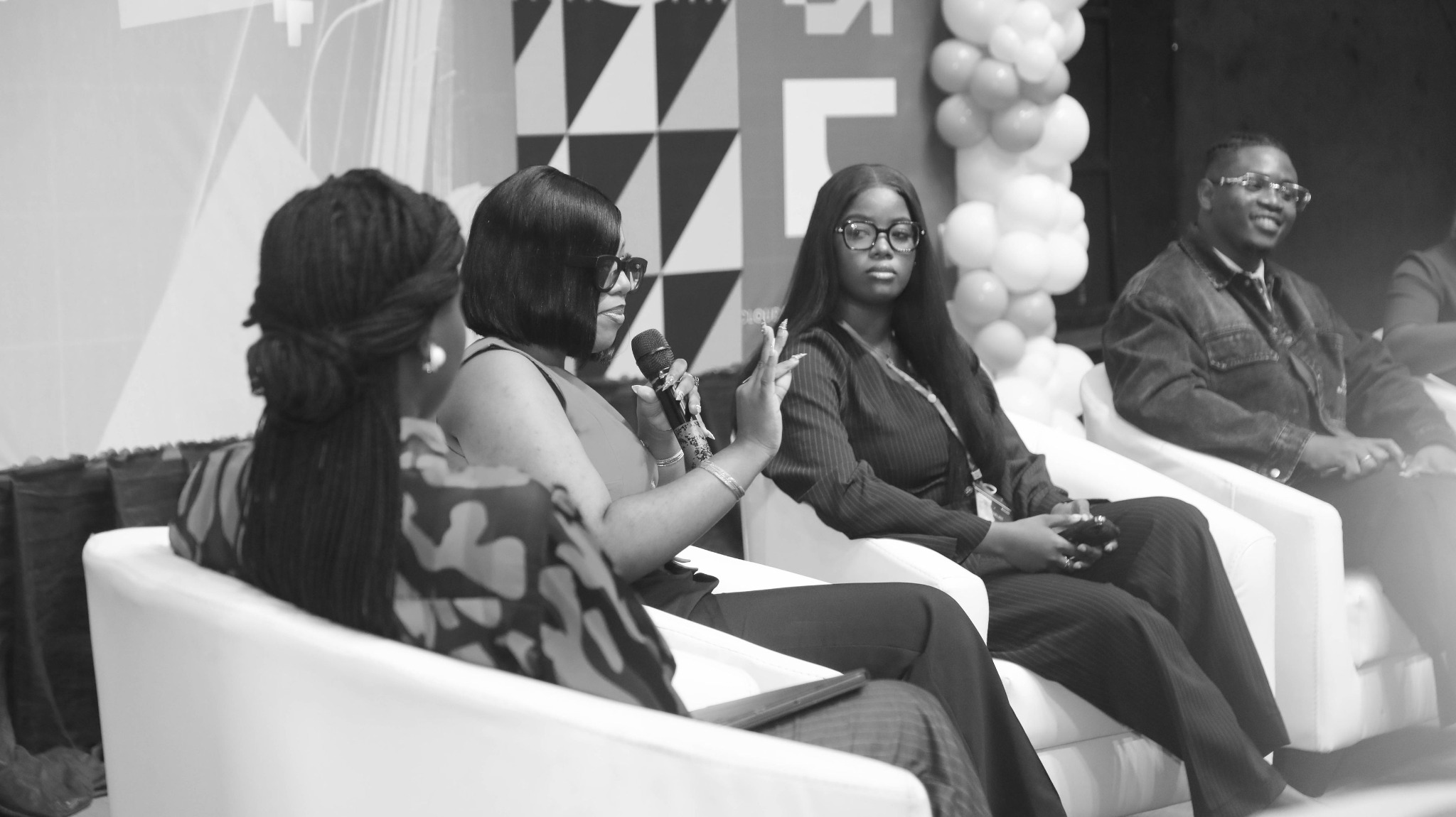 Fortune Nwosu in conversation with attendees